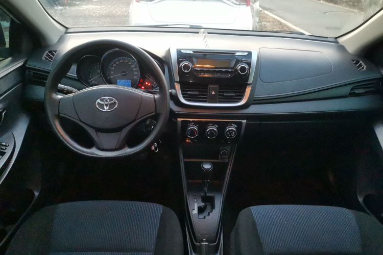 丰田 YARiS L 致炫 2016款 改款 1.5E CVT魅动版中控内饰7002