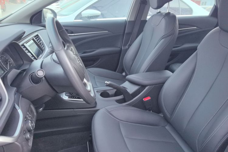 别克 英朗 2021款 改款 典范 1.5L 自动精英型中控内饰19