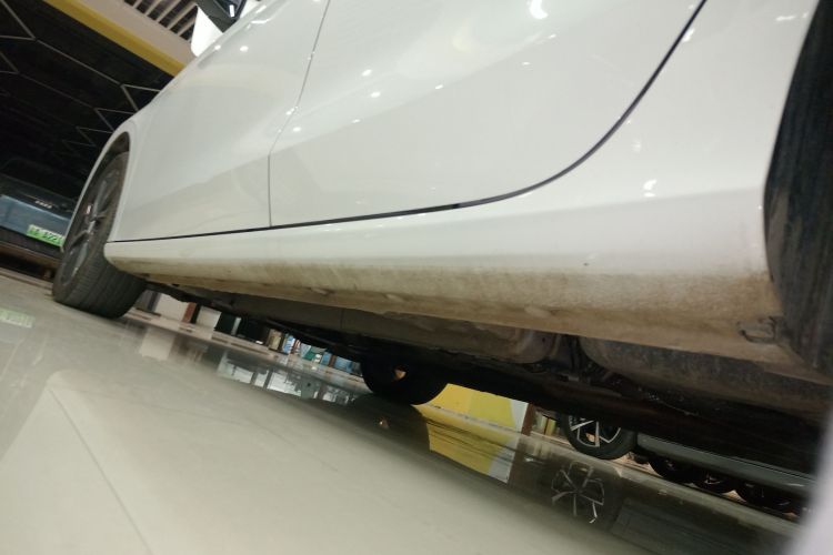 吉利汽车 帝豪 2025款 第4代 1.5L CVT尊贵型局部细节9002