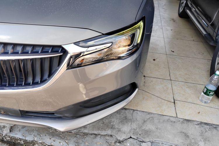 别克GL6 2019款 18T 6座互联豪华型 国V车身外观36