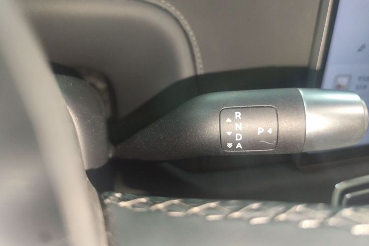 理想汽车 理想L7 2024款 Ultra中控内饰18