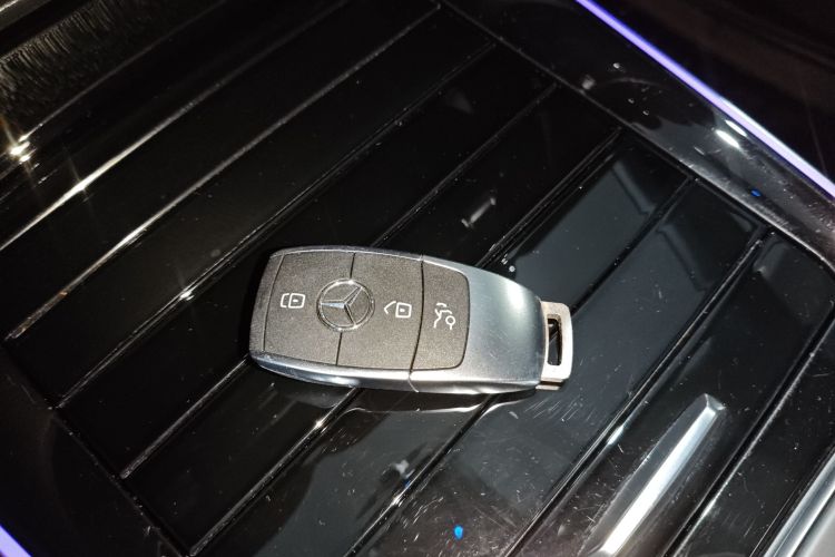 奔驰GLA 2022款 改款 GLA 200中控内饰11