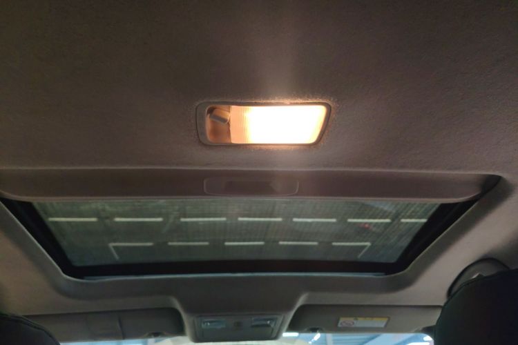 日产 轩逸 2016款 经典 1.6XE 手动领先版中控内饰22