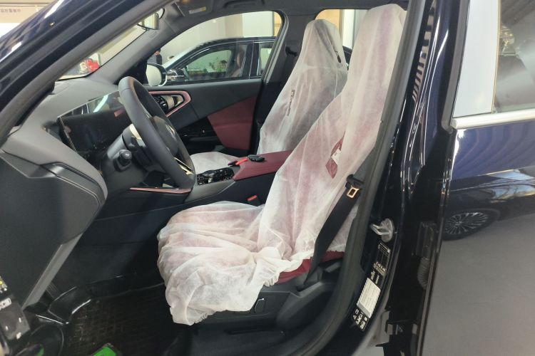 宝马X3 2025款 xDrive30L 领先型 M运动套装中控内饰19