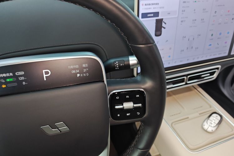 理想汽车 理想L6 2024款 Pro中控内饰18