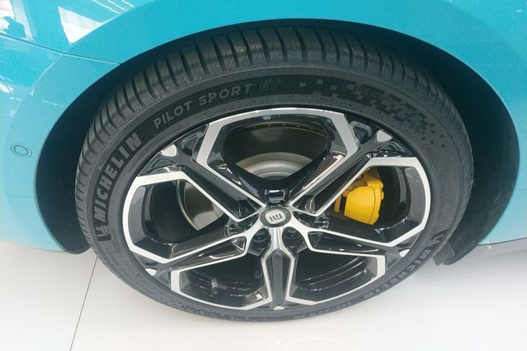 小米汽车 小米SU7 2024款 四驱超长续航高阶智驾Max版车身外观6008