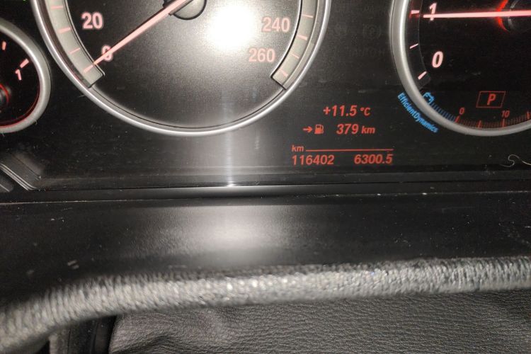 宝马X4 2014款 xDrive20i X设计套装中控内饰15