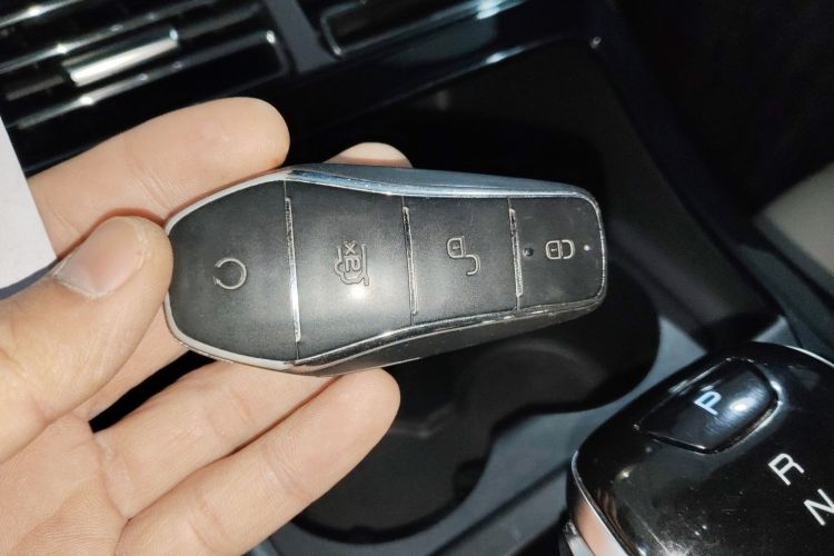 比亚迪 秦PLUS 2023款 冠军版 DM-i 55KM领先型中控内饰11