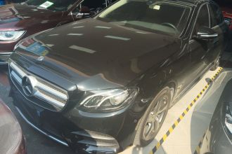 奔驰E级 2018款 改款 E 300 L 运动时尚型