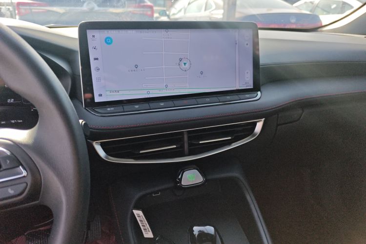 名爵 MG5 2025款 180DVVT 全球豪华版中控内饰16