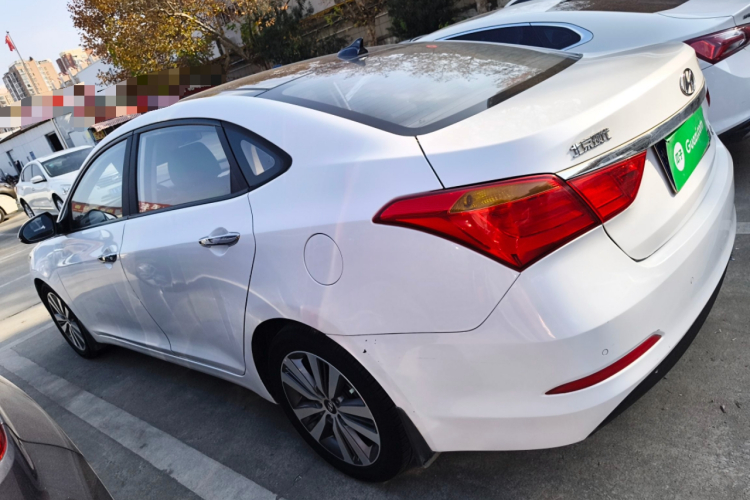 现代 名图 2016款 1.6T 自动智能型GLS车身外观4