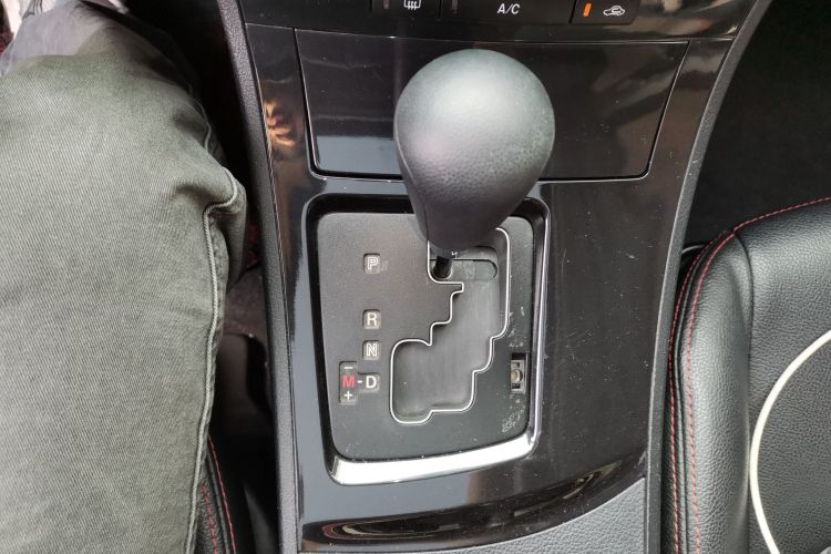 马自达3星骋 2015款 三厢 1.6L 自动精英型中控内饰18