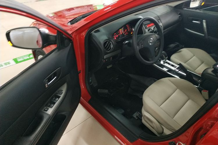马自达6 2015款 2.0L 自动时尚型中控内饰7003