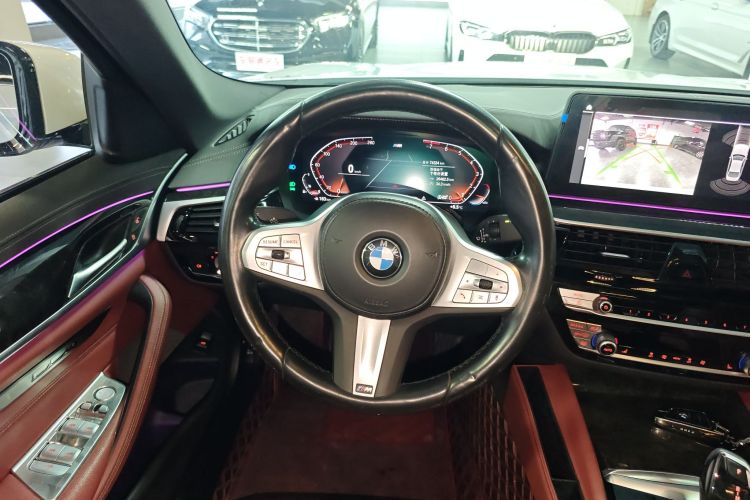 宝马5系 2022款 改款二 525Li M运动套装中控内饰13