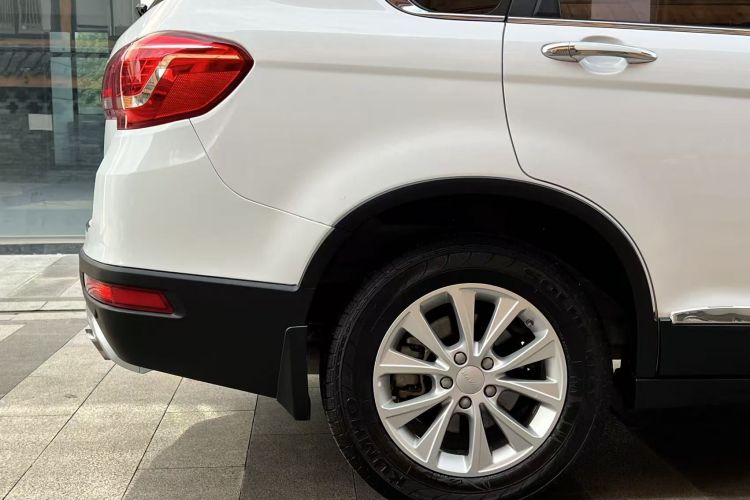 哈弗H6 2019款 运动版 1.5T 手动两驱精英型 国VI车身外观6008