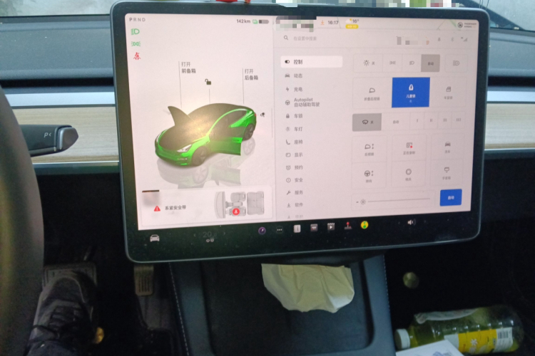 特斯拉 Model 3 2022款 后轮驱动版局部细节14