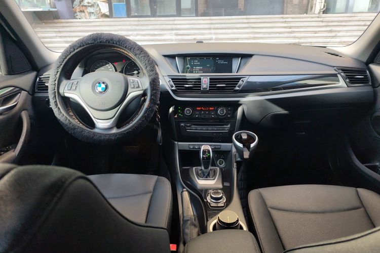 宝马X1 2015款 sDrive18i 领先晋级版中控内饰12