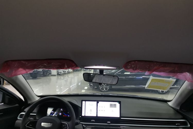 吉利汽车 帝豪 2026款 第4代 400万纪念款 1.5L 手动超越型中控内饰22