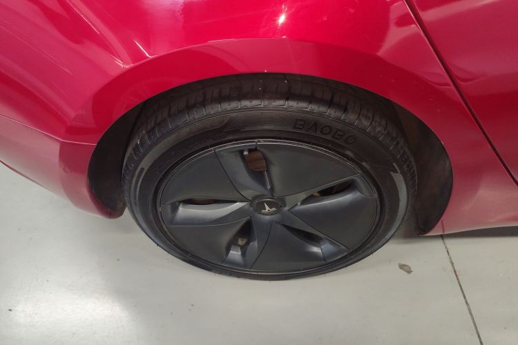 特斯拉 Model 3 2020款 标准续航后驱升级版车身外观6008