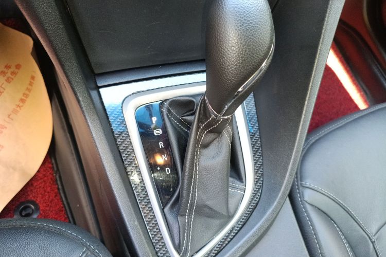 别克 英朗 2016款 15N 自动豪华型中控内饰18