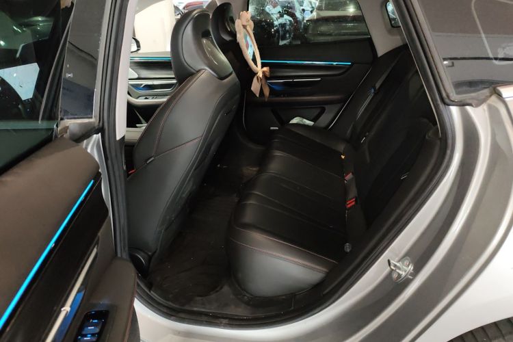 小鹏P7 2022款 480E中控内饰21