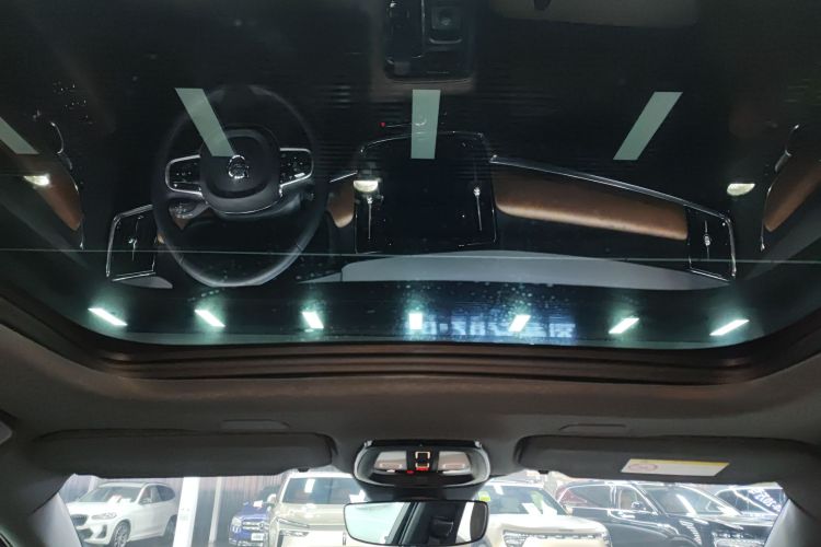 沃尔沃S90 2025款 B5 智逸豪华版局部细节22