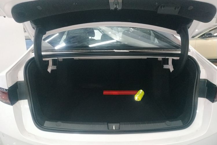 比亚迪 秦PLUS 2025款 DM-i 智驾版 128KM进取型机舱底盘23