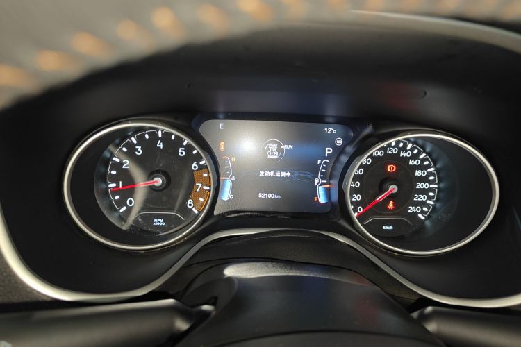 Jeep 指南者 2017款 200T 自动家享版局部细节14