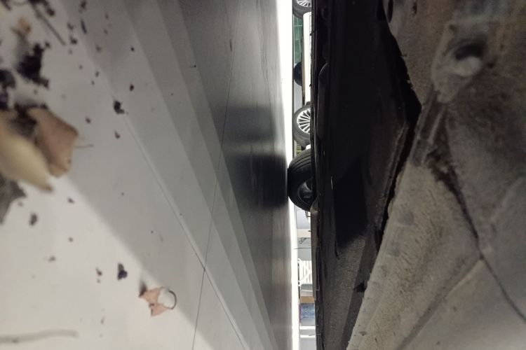 红旗H5 2020款 1.8T 自动智联旗韵版局部细节9004