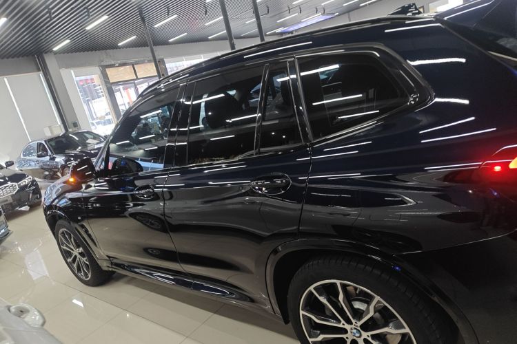 宝马X3 2022款 xDrive30i 领先型 M曜夜套装车身外观6003