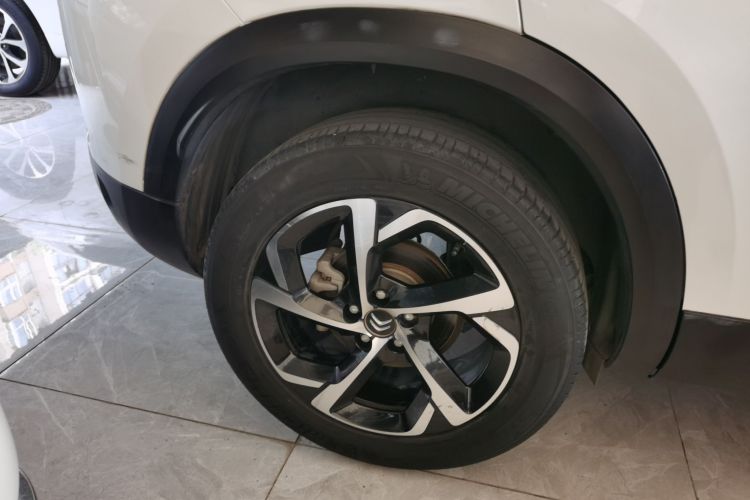 雪铁龙 天逸 C5 AIRCROSS 2017款 380THP 豪华型车身外观56