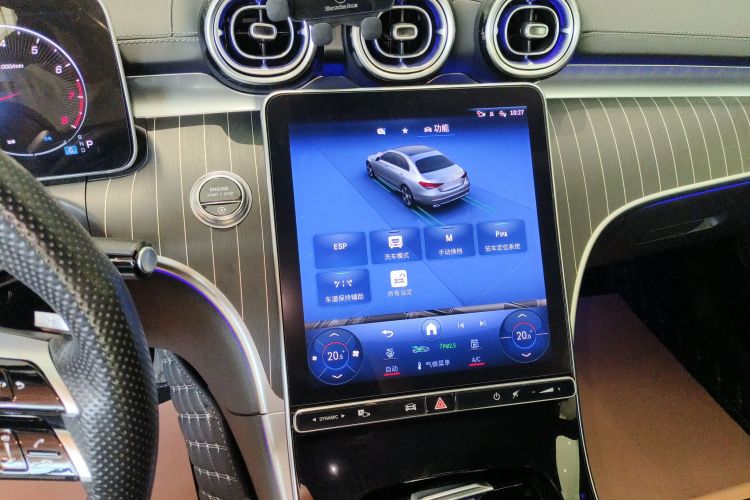 奔驰C级 2023款 改款 C 260 L 运动版中控内饰16