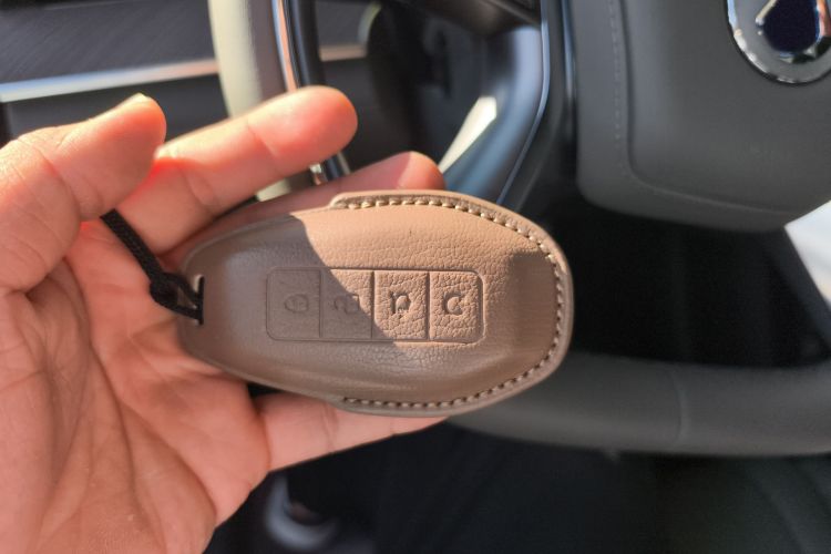 腾势N9 2025款 旗舰型中控内饰7001