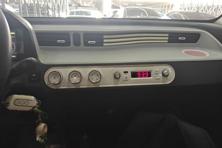 五菱汽车 宏光MINIEV 2022款 马卡龙臻享款 磷酸铁锂局部细节16