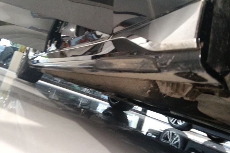 宝马7系 2023款 735Li M运动套装局部细节9001