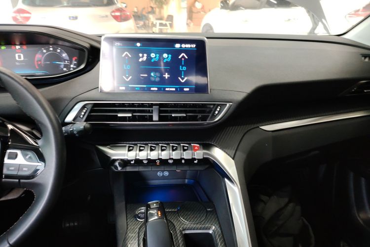 标致4008 2018款 350THP 精英版局部细节16