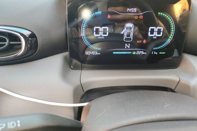 零跑汽车 零跑T03 2021款 400轻享版 三元锂中控内饰15