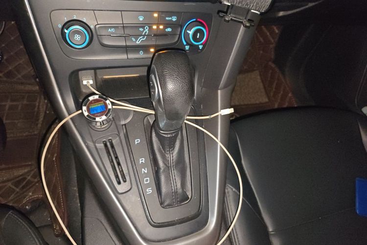 福特 福克斯 2017款 两厢 1.6L 自动舒适型智行版局部细节18