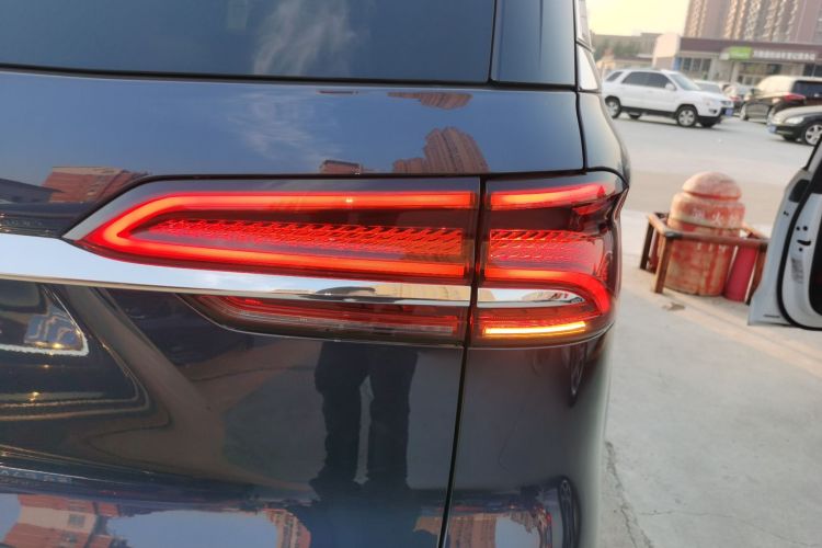 荣威iMAX8 2021款 400TGI Supreme系列尊荣版车身外观6006