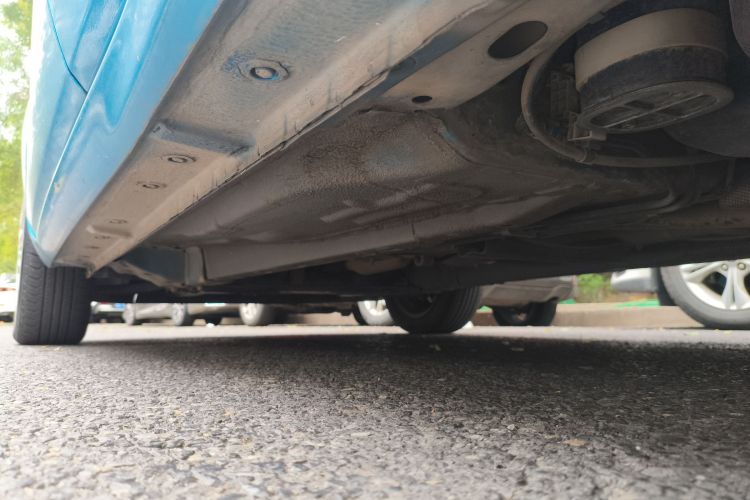 福特 嘉年华 2013款 三厢 1.5L 手动风尚型局部细节9003