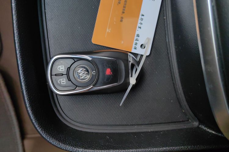 别克GL8 2017款 ES 28T 尊享型 国V中控内饰7001