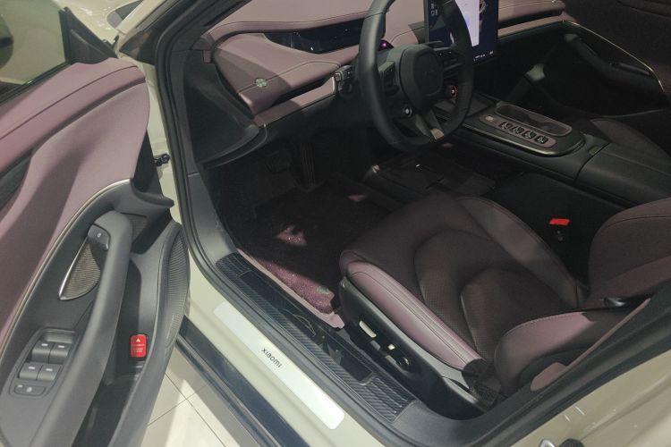 小米汽车 小米SU7 2024款 后驱超长续航高阶智驾Pro版中控内饰7003