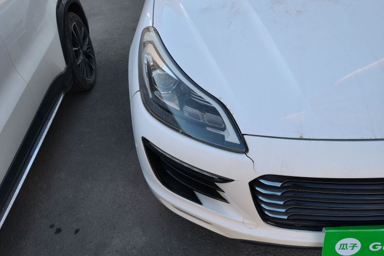 众泰SR9 2017款 2.0T 自动极致之梦版车身外观8