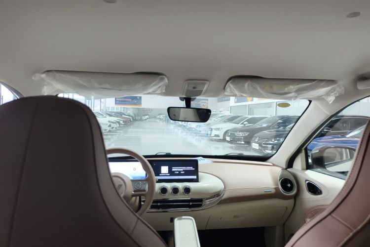 五菱汽车 五菱缤果 2025款 333km 灵犀互联款中控内饰22