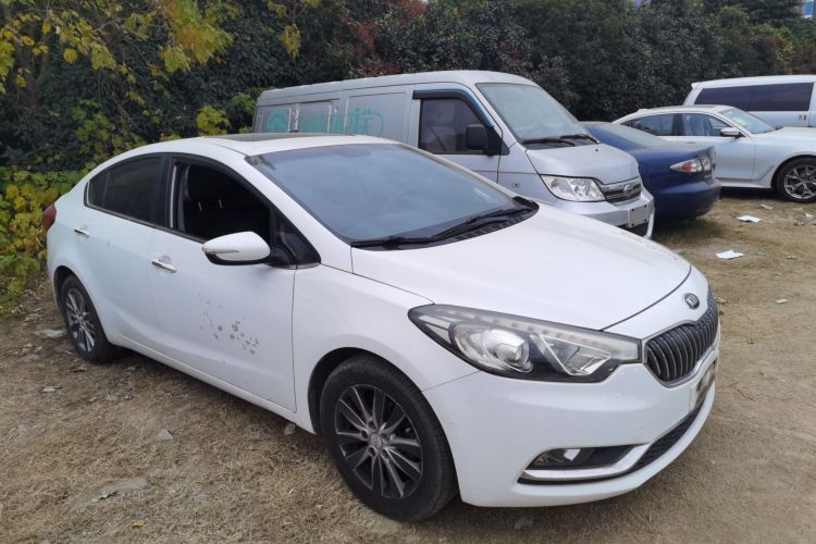 起亚K3 2015款 1.6L 自动GLS车身外观3