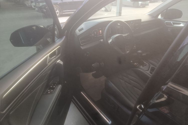 大众 途观L 2023款 330TSI 自动两驱R-Line越享版中控内饰7003