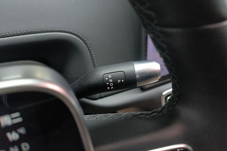 理想汽车 理想L6 2025款 Max 智能焕新版局部细节18