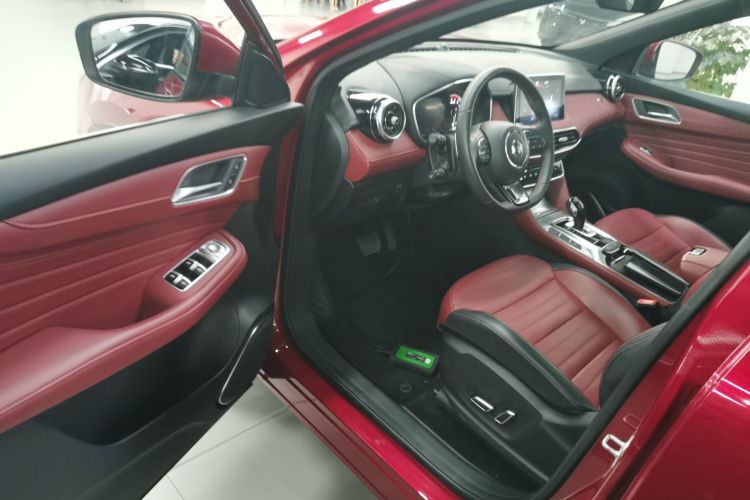 名爵HS 2019款 30T 自动两驱Trophy超能版 国VI中控内饰20