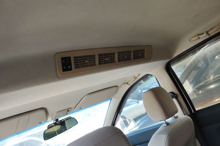 五菱汽车 五菱宏光 2016款 1.5L 改款S舒适型中控内饰22