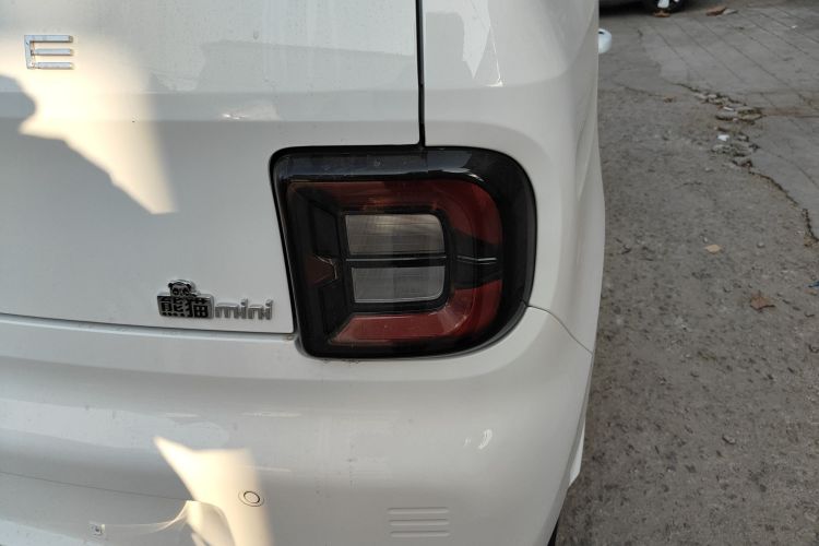 吉利银河 2024款 熊猫mini 200km 耐力熊车身外观6006